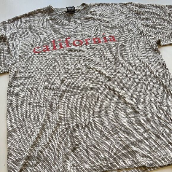 H.L. Miller Gold Vintage "California" Cotton/Poly Textured T-Shirt Tagged L Fits - Picture 1 of 8